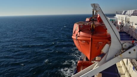 Do Cruise Ships Have Enough Lifeboats